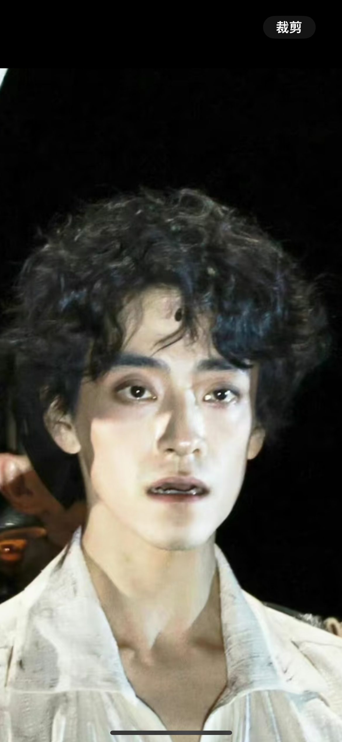 看不见上牙的维克多时候